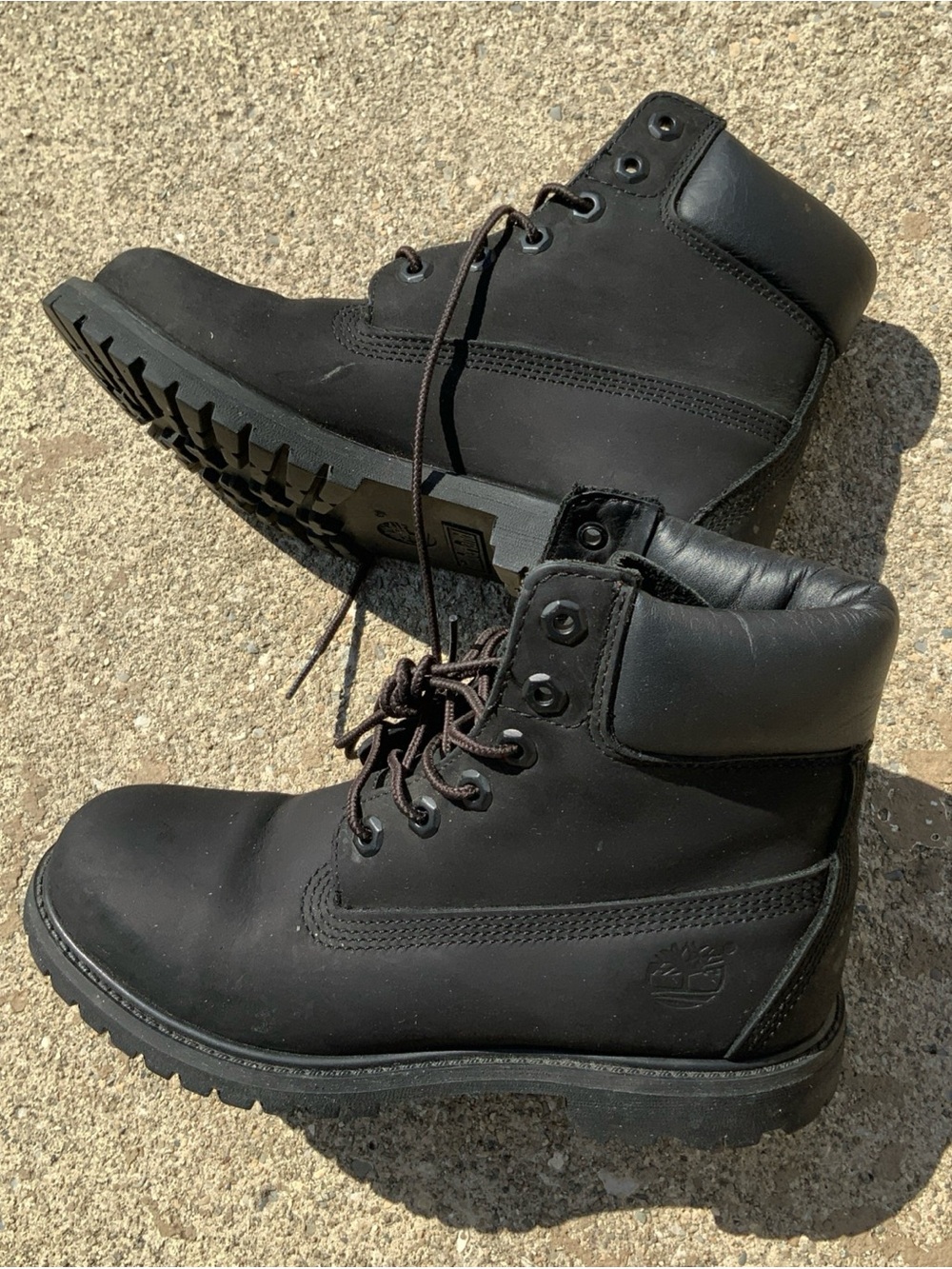 Timberland Women’s Premium 6-Inch Waterproof  hiking work boots. Sz. 6.5M.